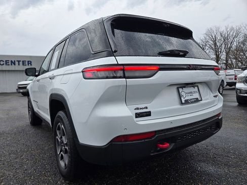 Used 2022 Jeep Grand Cherokee Trailhawk w/ ADV Protech Group II AWD/4WD image 48