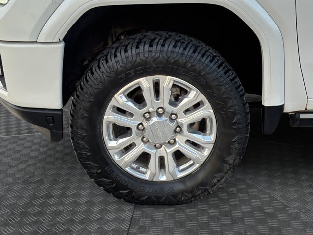 Used 2022 GMC Sierra 2500 Denali w/ Denali Ultimate Package AWD/4WD image 9