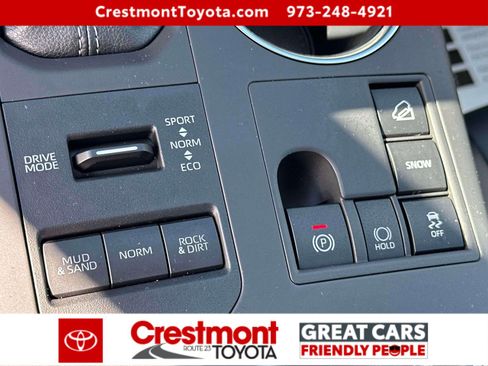 Certified 2025 Toyota Highlander XLE image 29