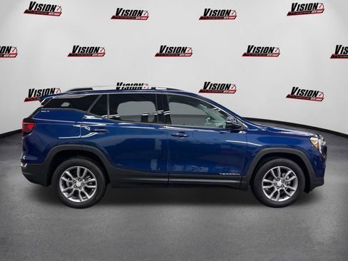 Used 2022 GMC Terrain SLT AWD/4WD image 4