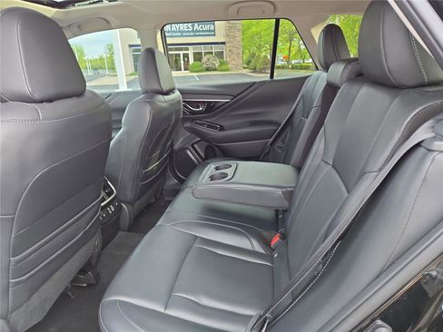Used 2023 Subaru Outback Touring AWD/4WD image 23