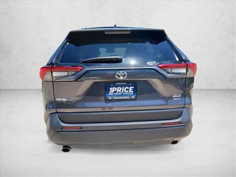 Used 2024 Toyota RAV4 XLE AWD/4WD image 6