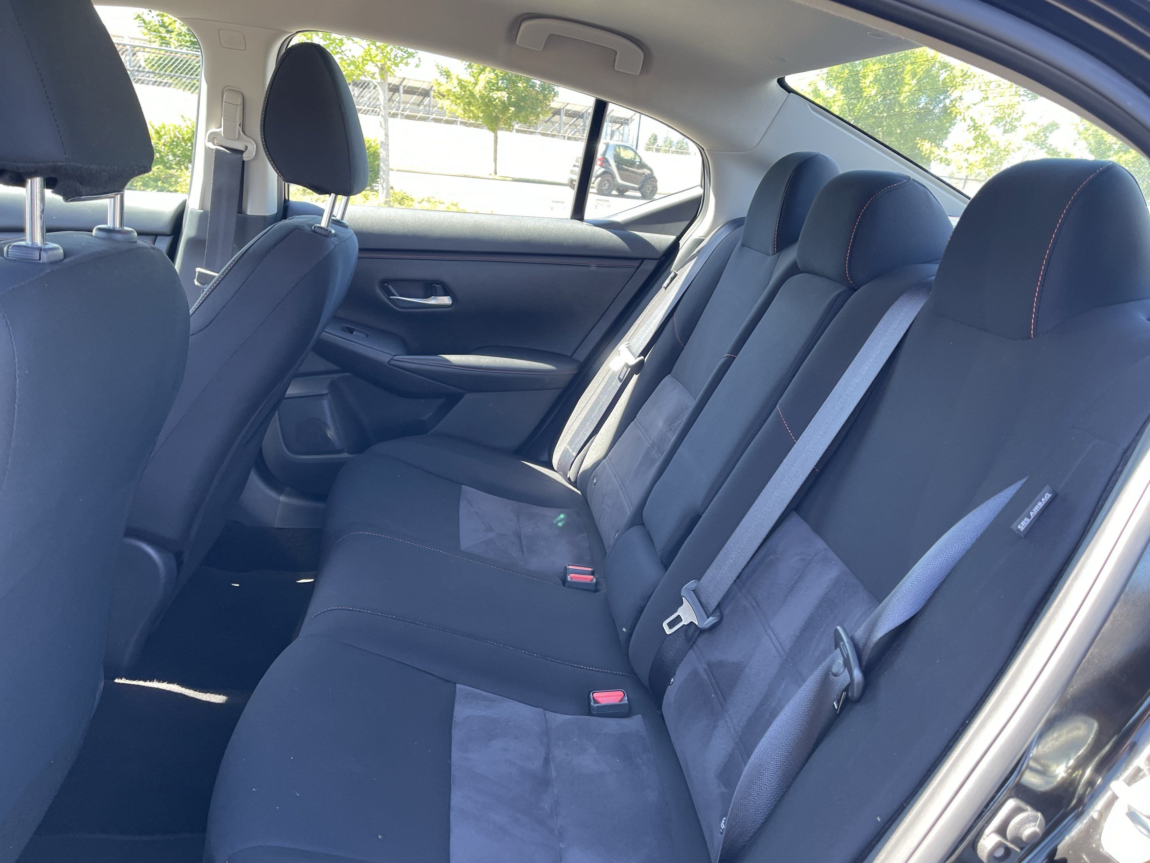 Used 2025 Nissan Sentra SR FWD image 15
