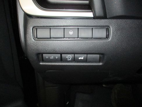 New 2026 Nissan Rogue SV image 34