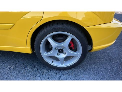 Used 2004 Ford Focus SVT image 16