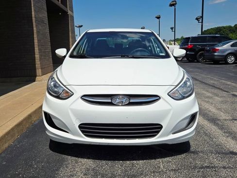 Used 2015 Hyundai Accent GLS FWD image 2