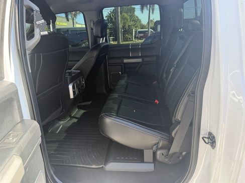 Used 2020 Ford F250 Lariat w/ FX4 Off-Road Package image 9