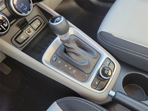 New 2026 Hyundai Venue SEL image 14