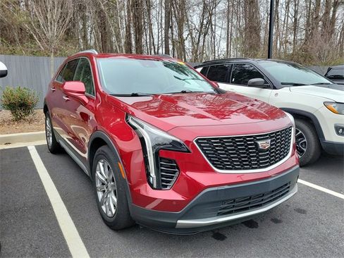 Used 2020 Cadillac XT4 Premium Luxury w/ Technology Package image 3