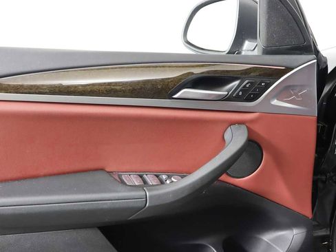 Used 2023 BMW X3 xDrive30i w/ Premium Package image 13