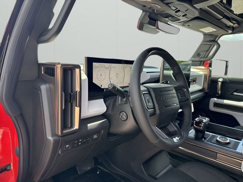 New 2025 GMC Hummer EV 2X w/ LPO, Dark Essentials Package image 34