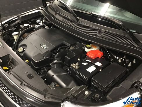 Used 2015 Ford Explorer XLT w/ Equipment Group 202A image 44