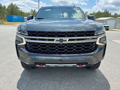 Used 2022 Chevrolet Tahoe Z71 w/ Luxury Package AWD/4WD image 32