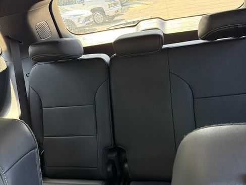 Used 2026 Chevrolet Traverse LT AWD/4WD image 21