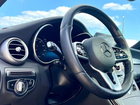 Certified 2022 Mercedes-Benz GLC 300 4MATIC image 13