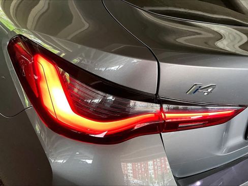 Used 2023 BMW i4 eDrive35 w/ Premium Package RWD image 28