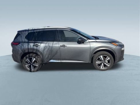 Used 2023 Nissan Rogue SL image 10