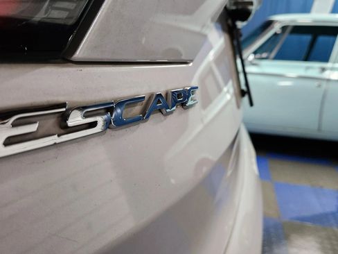 Used 2017 Ford Escape Titanium image 63