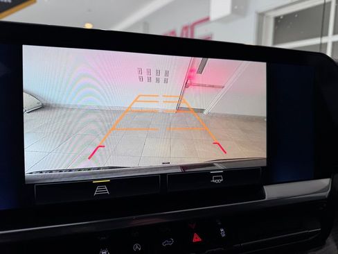 Certified 2023 Chevrolet Silverado 1500 LT image 24