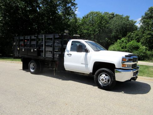 Used 2016 Chevrolet Silverado 3500 W/T image 3