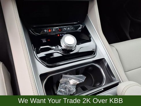 New 2026 Jeep Grand Wagoneer 4WD image 14