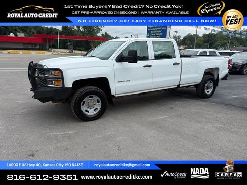 Used 2018 Chevrolet Silverado 2500 W/T AWD/4WD image 4