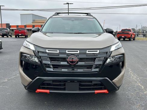 New 2026 Nissan Rogue SV image 2