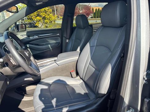 Used 2023 Buick Enclave Essence w/ Experience Buick Package image 18