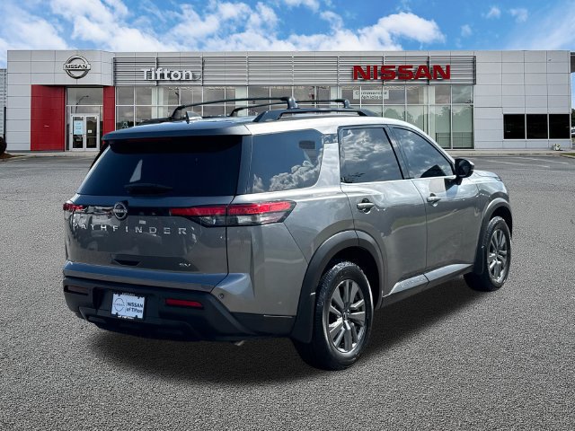 Used 2022 Nissan Pathfinder SV FWD image 7