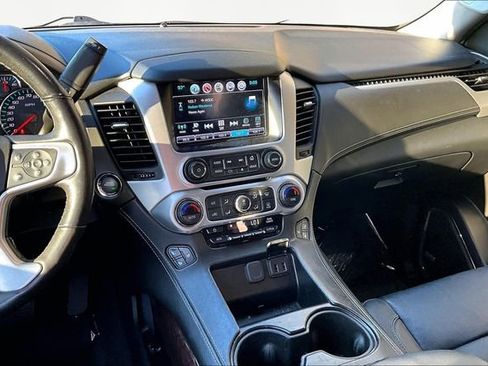 Used 2020 GMC Yukon SLT w/ Premium Edition image 9