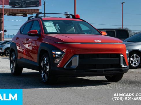 Used 2025 Hyundai Kona SEL image 6