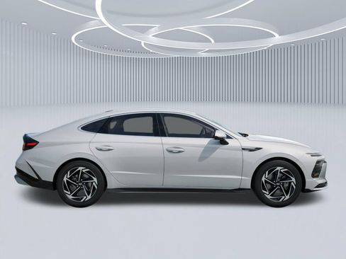 New 2026 Hyundai Sonata SEL FWD image 7