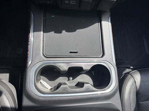 Used 2019 GMC Sierra 1500 Denali w/ Driver Alert Package II AWD/4WD image 28