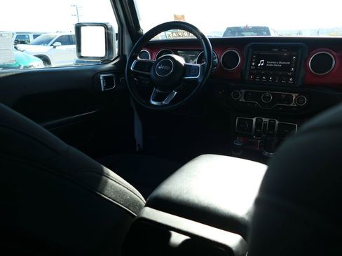 Used 2022 Jeep Wrangler Unlimited Rubicon image 21