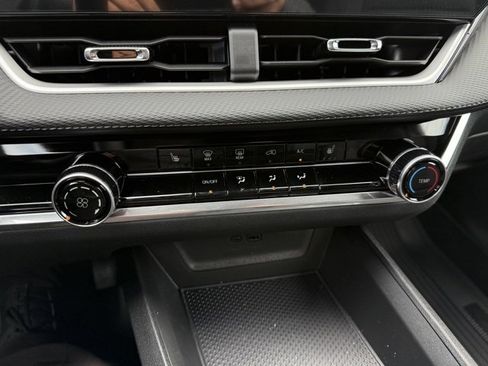 New 2026 Chevrolet Equinox LT w/ Midnight Edition image 19