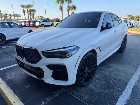 Used 2023 BMW X6 xDrive40i w/ M Sport Package AWD/4WD image 8