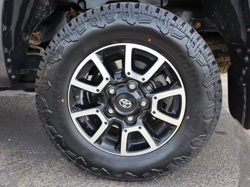 Used 2017 Toyota Tundra Limited image 44