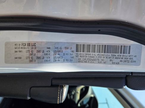Used 2017 Jeep Cherokee Limited AWD/4WD image 31