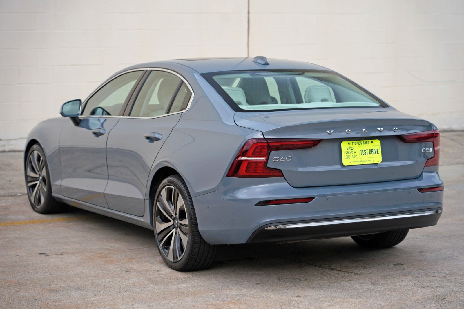 Used 2023 Volvo S60 B5 Ultimate w/ Climate Package FWD image 50