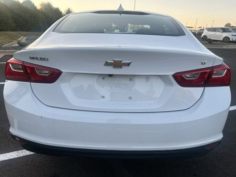 Used 2023 Chevrolet Malibu LT image 4
