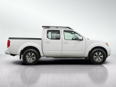Used 2011 Nissan Frontier PRO-4X w/ Pro-4x Luxury Pkg AWD/4WD image 6