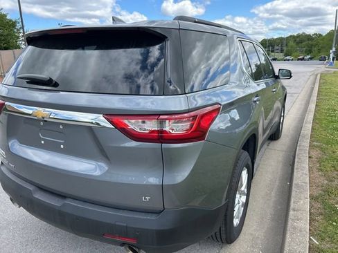 Used 2019 Chevrolet Traverse LT AWD/4WD image 3