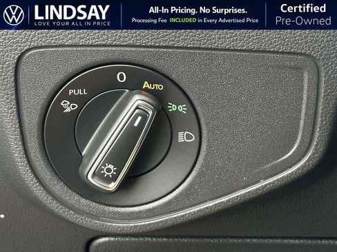 Certified 2022 Volkswagen Atlas Cross Sport SE w/ Black Wheel Package image 24