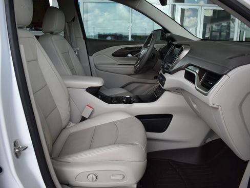 Used 2018 GMC Terrain Denali w/ Advanced Safety Package FWD image 4