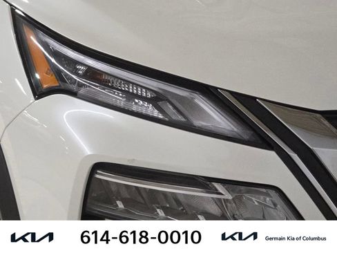 Used 2023 Nissan Rogue SV AWD/4WD image 13