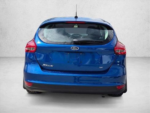 Used 2018 Ford Focus SE FWD image 6