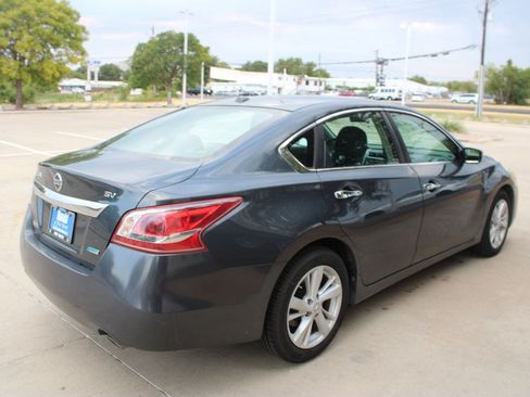 Used 2013 Nissan Altima 2.5 SV FWD image 6