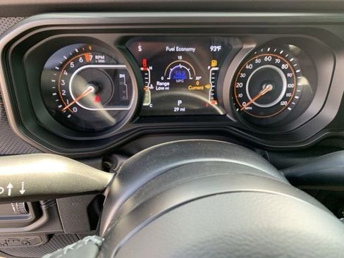 New 2025 Jeep Gladiator Mojave image 14