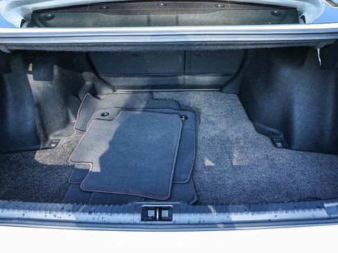 Used 2022 Lexus IS 350 F Sport image 32