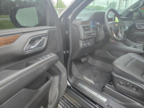Used 2024 Chevrolet Tahoe High Country w/ Premium Package AWD/4WD image 6